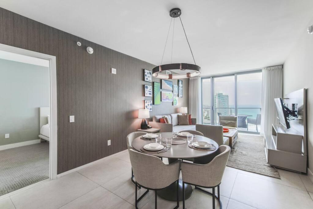 Spectacular Sunset Views Over The Ocean At Hollywood Exterior foto